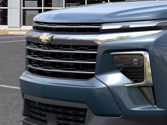 2025 Chevrolet Traverse Vehicle Photo in MOON TOWNSHIP, PA 15108-2571