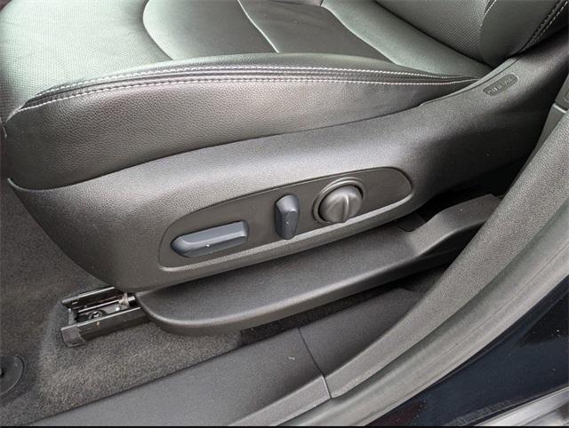 2024 GMC Terrain Vehicle Photo in AURORA, CO 80012-4011