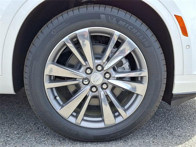 2025 Cadillac XT6 Vehicle Photo in ALLENTOWN, PA 18103-7399
