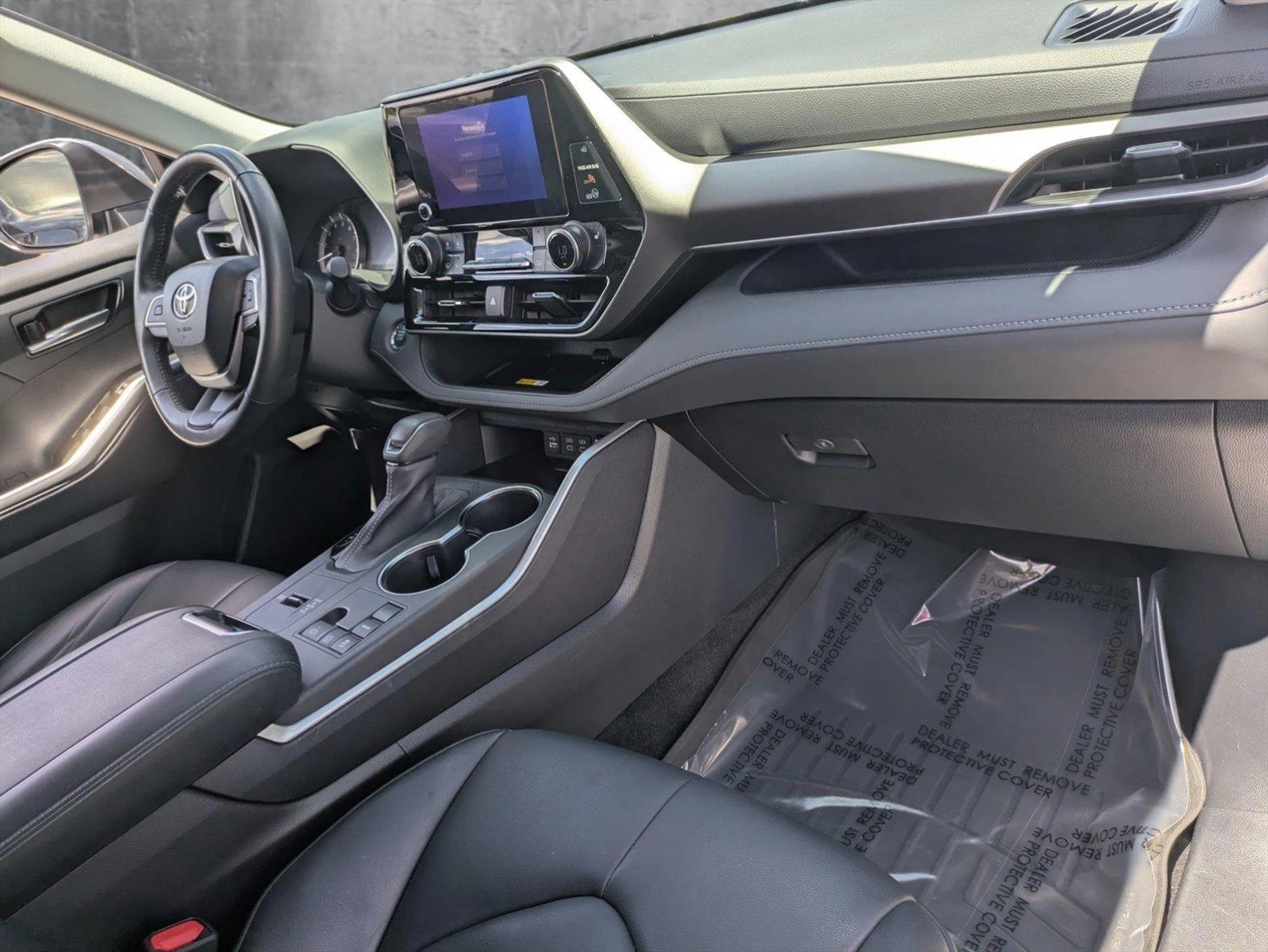 2023 Toyota Highlander Vehicle Photo in Winter Park, FL 32792