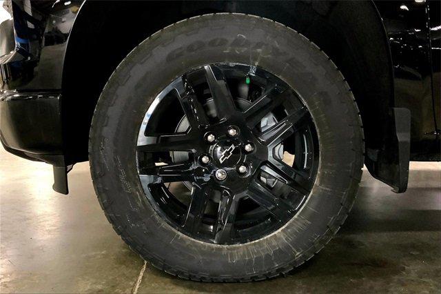 2025 Chevrolet Silverado 1500 Vehicle Photo in KANSAS CITY, MO 64114-4502