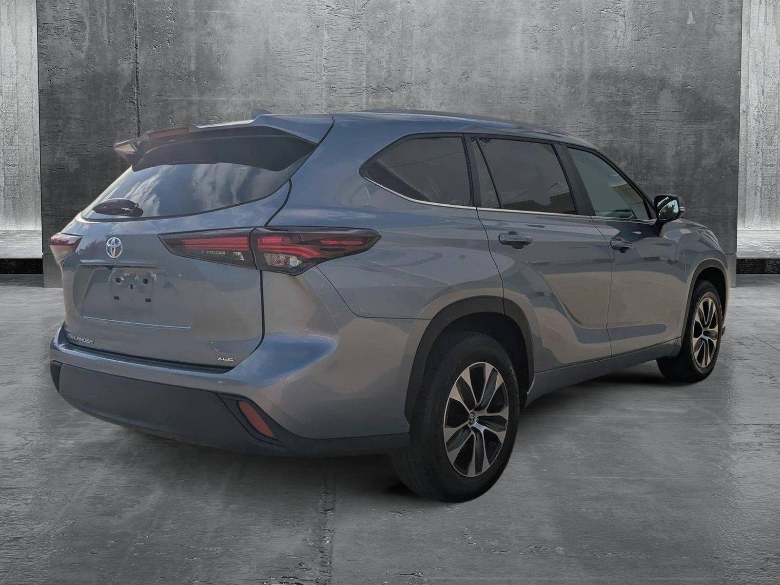 2024 Toyota Highlander Vehicle Photo in Winter Park, FL 32792