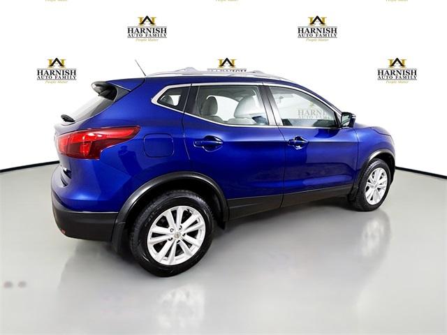 2017 Nissan Rogue Sport Vehicle Photo in Everett, WA 98204