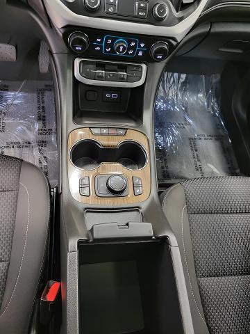2023 GMC Acadia Vehicle Photo in APPLETON, WI 54914-8833