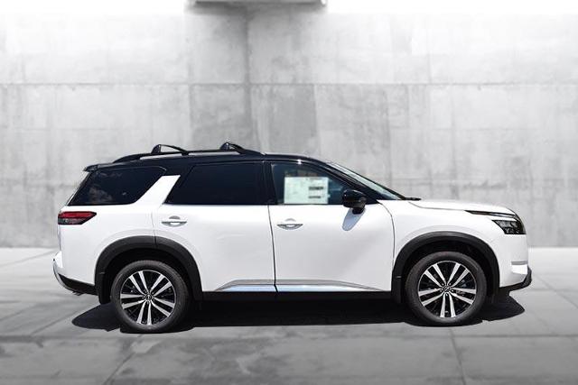 2025 Nissan Pathfinder Vehicle Photo in Ballwin, MO 63011