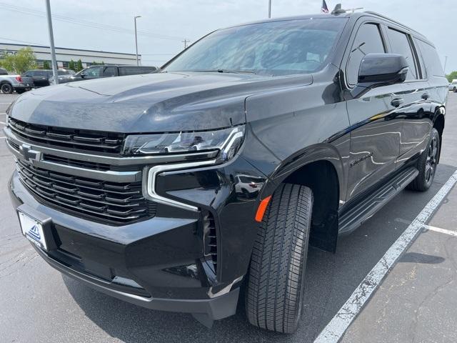 2021 Chevrolet Suburban Vehicle Photo in GREEN BAY, WI 54304-5303