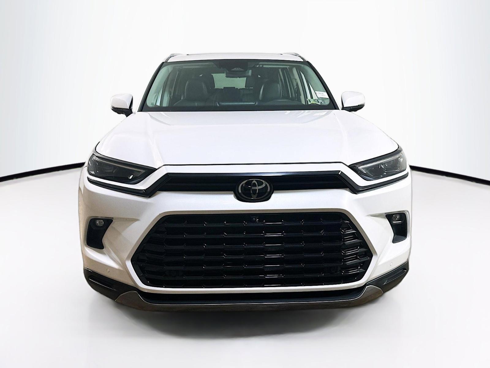 2024 Toyota Grand Highlander Vehicle Photo in Langhorne, PA 19047