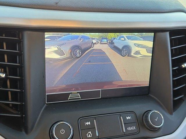 2023 GMC Acadia Vehicle Photo in Pleasant Hills, PA 15236