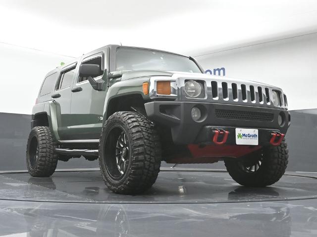 2006 HUMMER H3 Vehicle Photo in Cedar Rapids, IA 52402