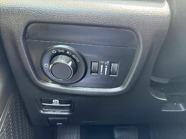 2024 Jeep Grand Cherokee Vehicle Photo in Peoria, IL 61615