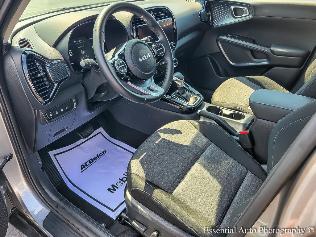 2024 Kia Soul Vehicle Photo in AURORA, IL 60503-9326