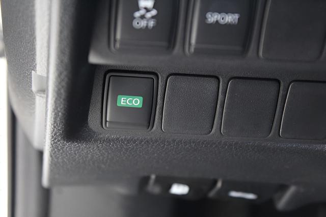 2015 Nissan Rogue Vehicle Photo in Green Bay, WI 54304