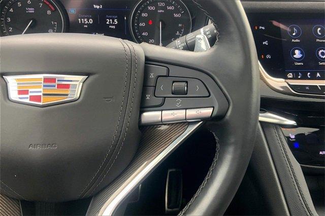 2024 Cadillac XT6 Vehicle Photo in TOPEKA, KS 66609-0000