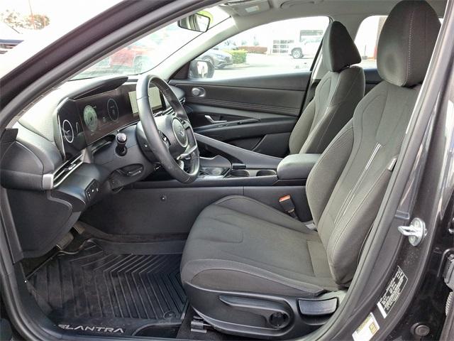 2023 Hyundai ELANTRA Vehicle Photo in New Bloomfield, PA 17068