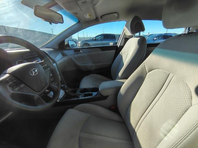 2016 Hyundai Sonata Vehicle Photo in GREEN BAY, WI 54304-5303