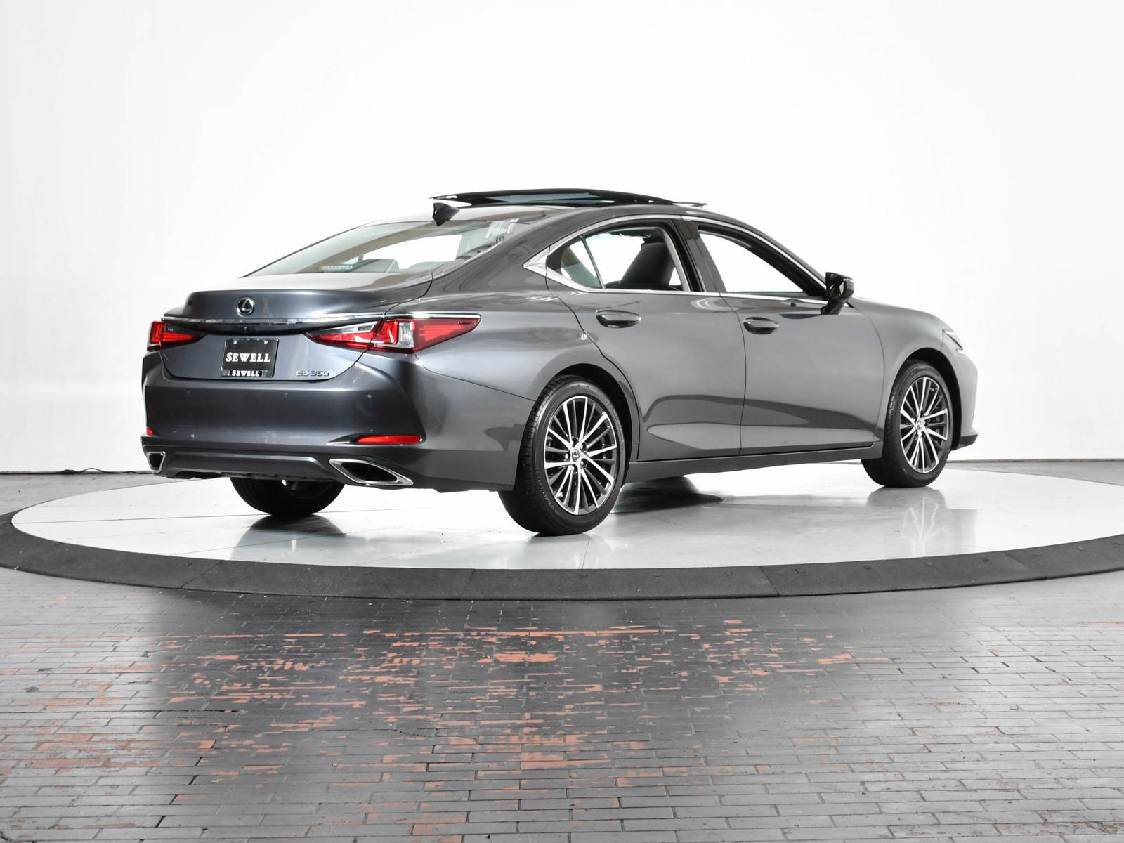 2025 Lexus ES 350 Vehicle Photo in DALLAS, TX 75235