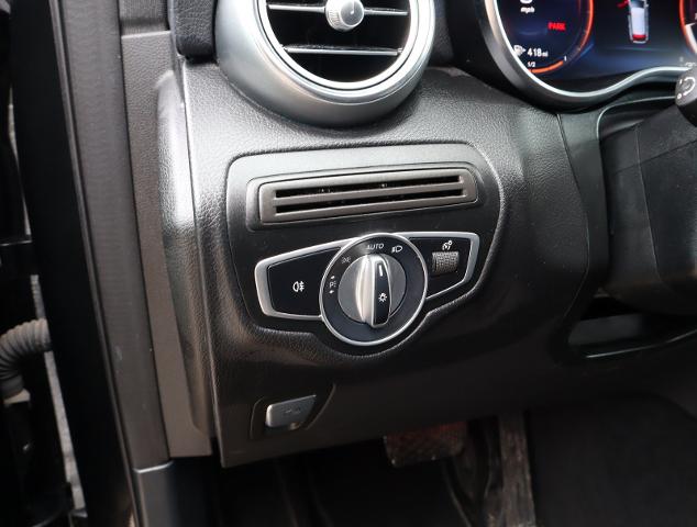 2022 Mercedes-Benz GLC Vehicle Photo in DETROIT, MI 48207-4102