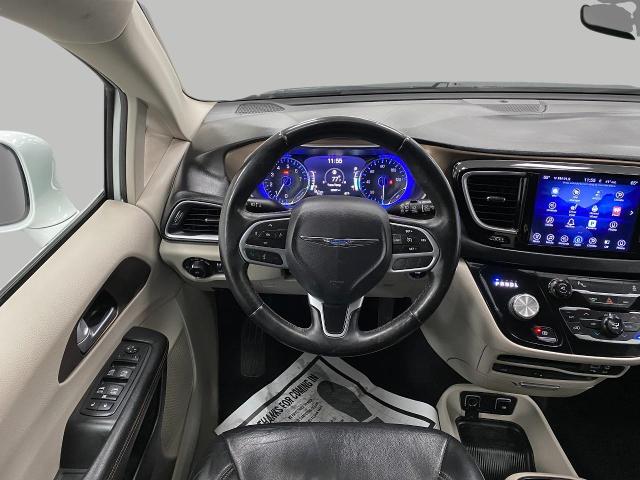 2017 Chrysler Pacifica Vehicle Photo in Appleton, WI 54913