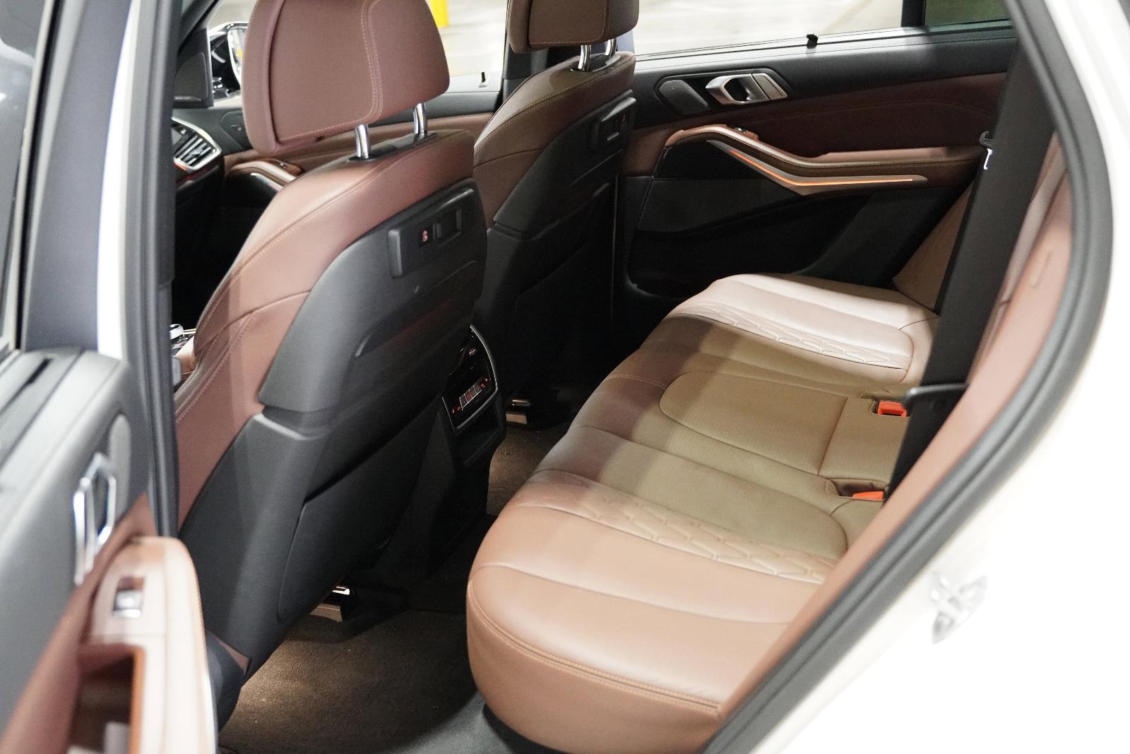 2023 BMW X5 M50i Vehicle Photo in GRAPEVINE, TX 76051