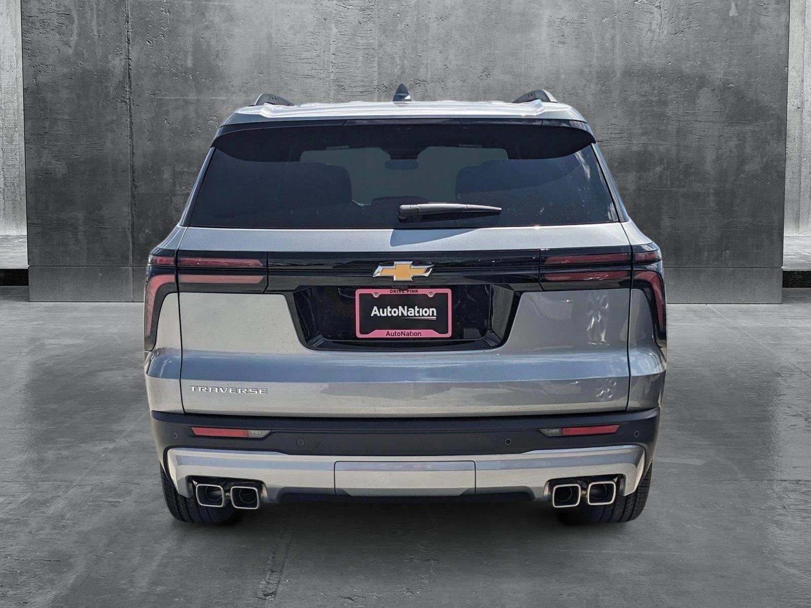 2025 Chevrolet Traverse Vehicle Photo in MIAMI, FL 33172-3015