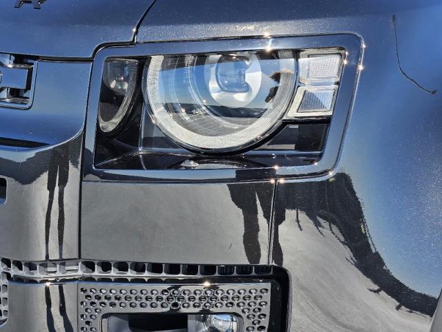 2025 Defender Vehicle Photo in AUSTIN, TX 78717