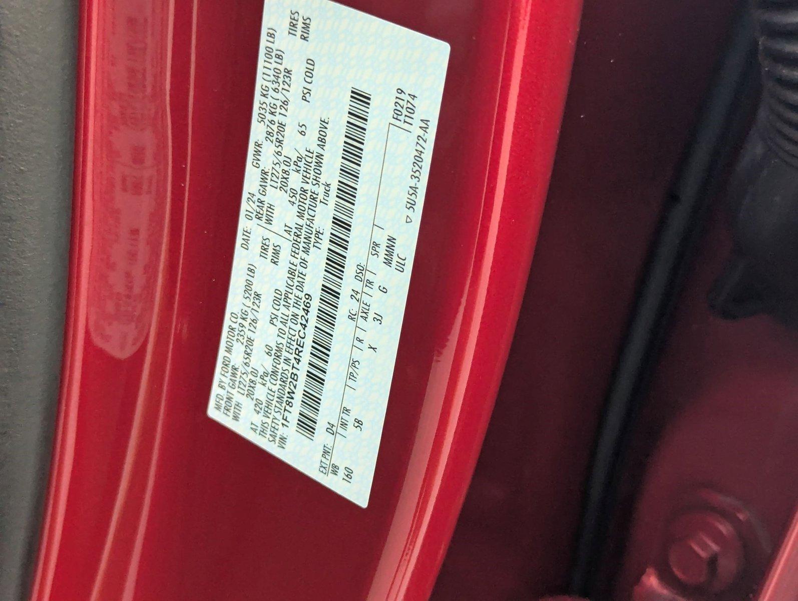 2024 Ford Super Duty F-250 SRW Vehicle Photo in Pompano Beach, FL 33064
