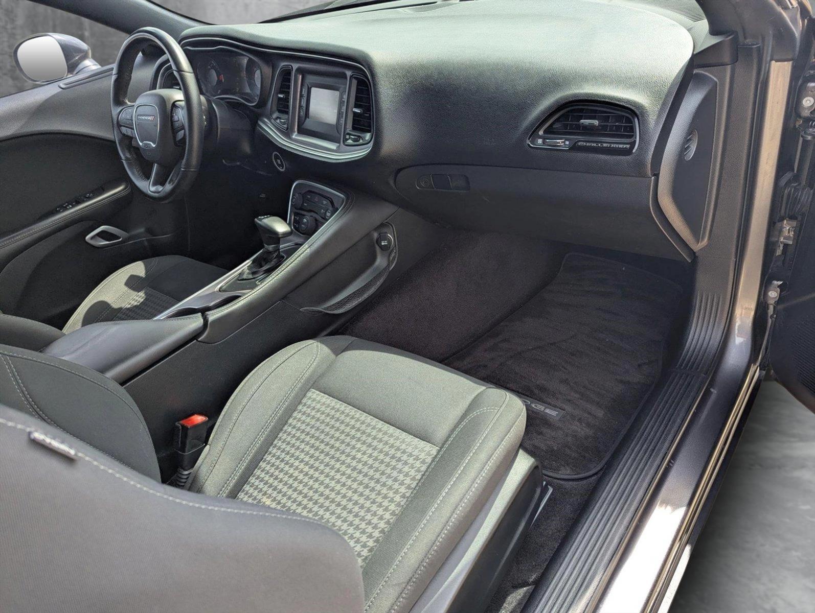 2017 Dodge Challenger Vehicle Photo in CORPUS CHRISTI, TX 78412-4902