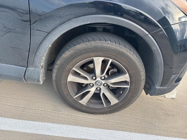 2017 Toyota RAV4 Vehicle Photo in San Antonio, TX 78230