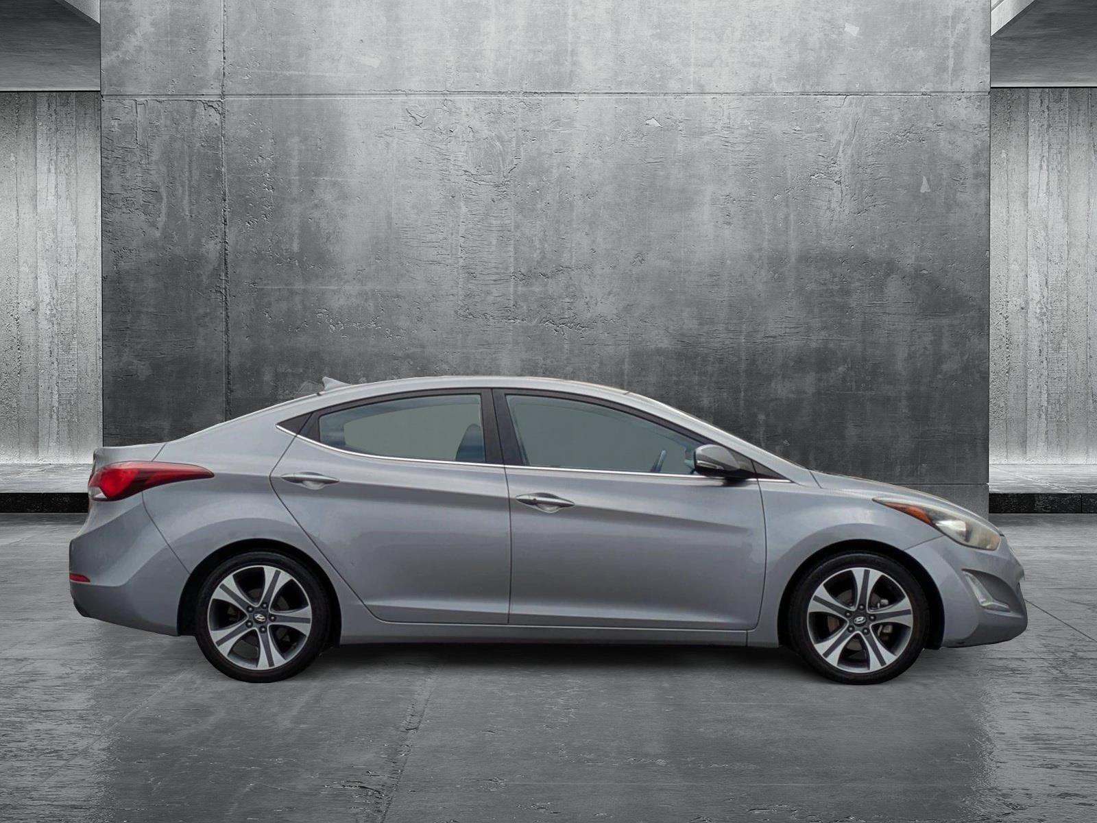2014 Hyundai ELANTRA Vehicle Photo in Valencia, CA 91355-1794