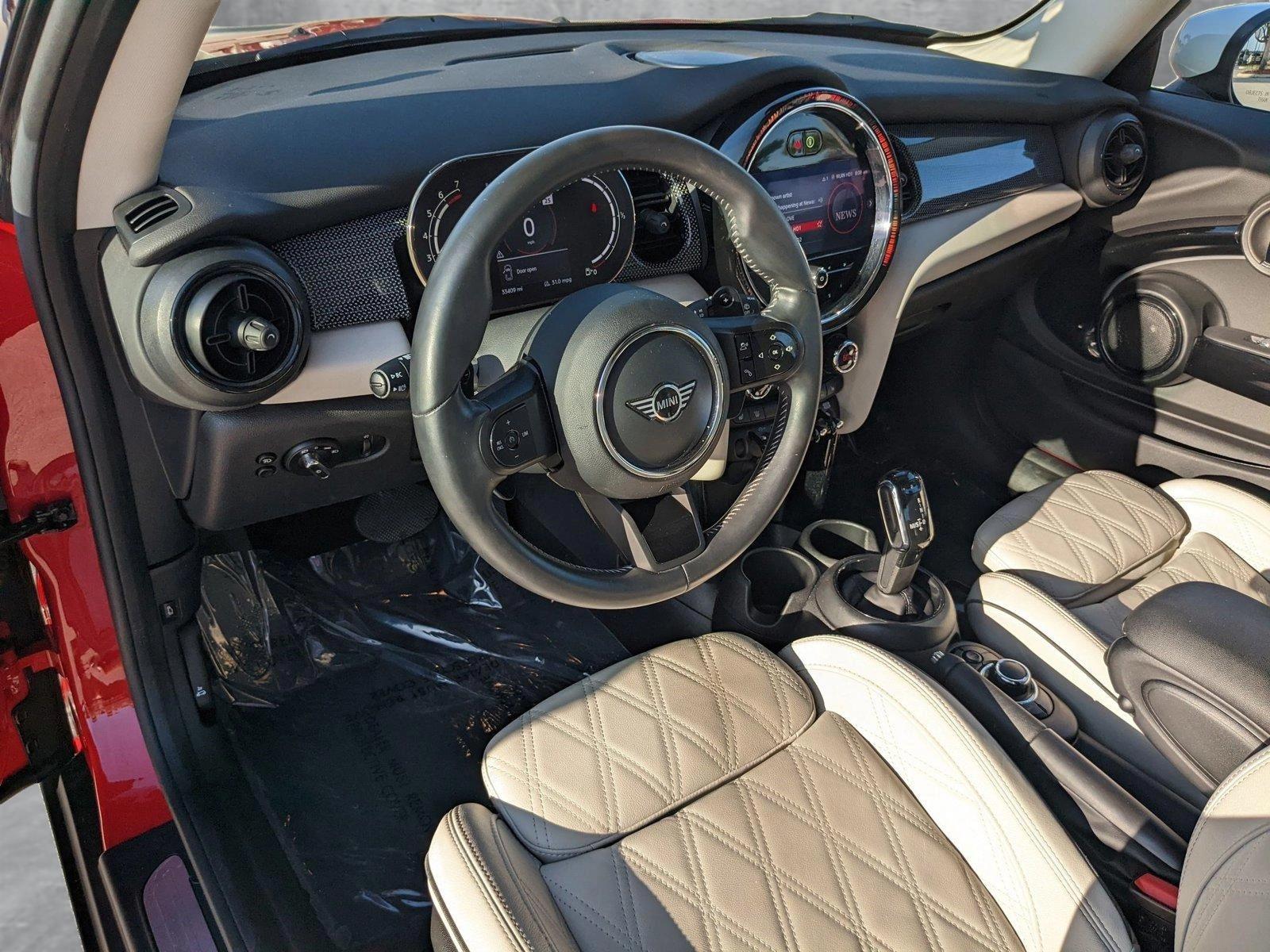 2022 MINI Cooper S Hardtop 2 Door Vehicle Photo in Davie, FL 33331
