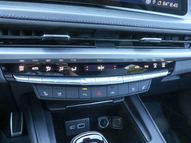 2024 Cadillac XT4 Vehicle Photo in Dallas, TX 75209