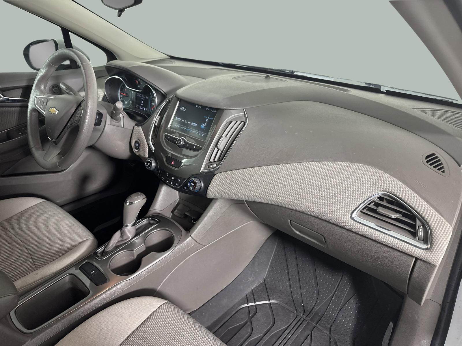 2018 Chevrolet Cruze Vehicle Photo in GEORGETOWN, TX 78626-7508