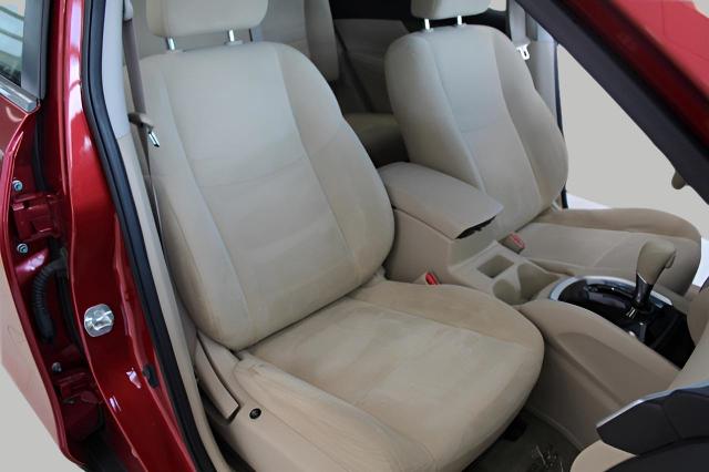 2015 Nissan Rogue Vehicle Photo in Green Bay, WI 54304