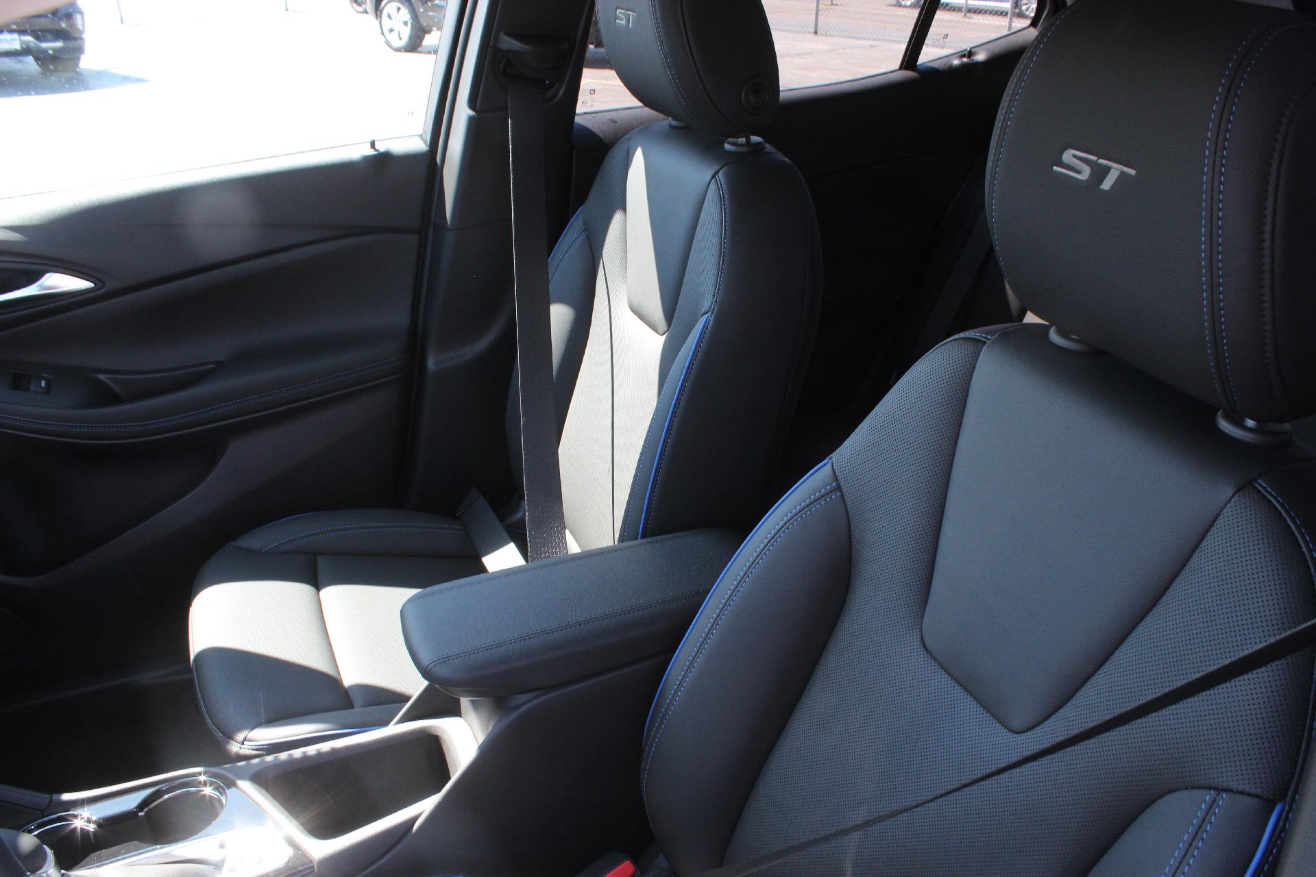 2026 Buick Encore GX Vehicle Photo in AURORA, CO 80012-4011