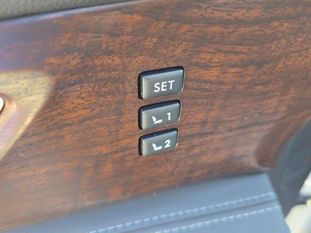 2024 Subaru Ascent Vehicle Photo in Pleasant Hills, PA 15236