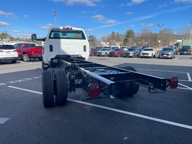 2024 Chevrolet Silverado 4500 HD Vehicle Photo in GARDNER, MA 01440-3110