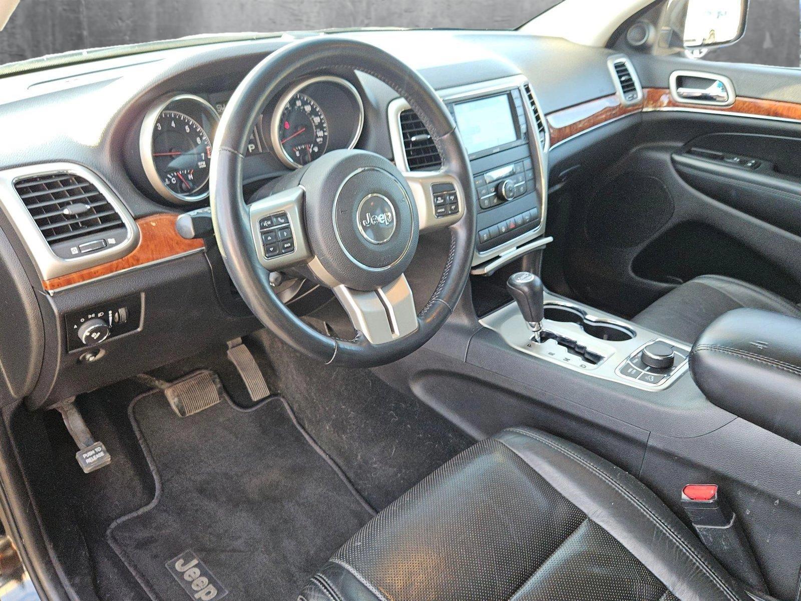 2012 Jeep Grand Cherokee Vehicle Photo in GILBERT, AZ 85297-0446