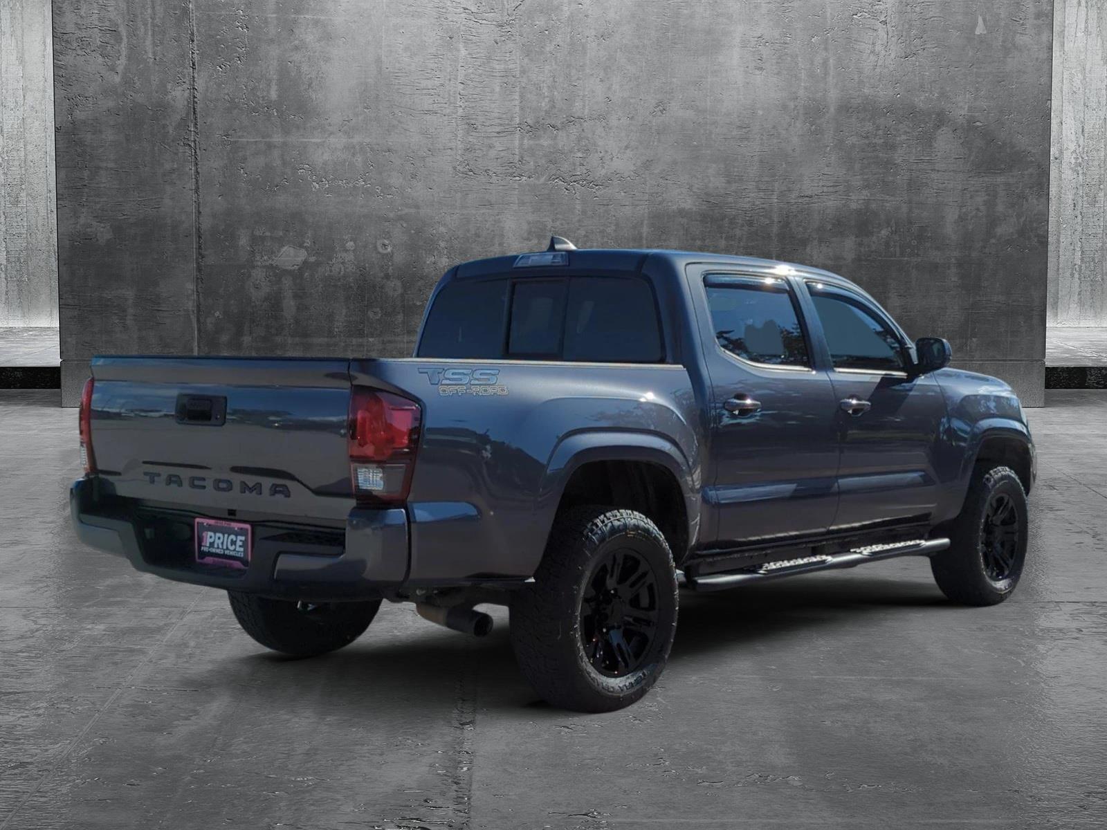 2022 Toyota Tacoma 2WD Vehicle Photo in Ft. Myers, FL 33907