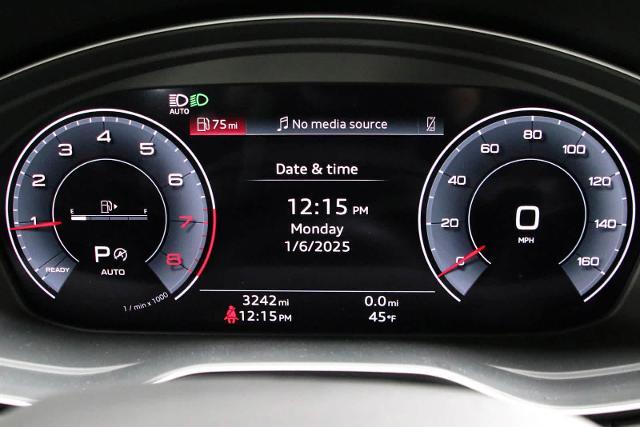 2024 Audi Q5 Vehicle Photo in SUGAR LAND, TX 77478