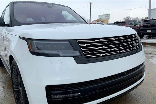 2023 Land Rover Range Rover Vehicle Photo in TOPEKA, KS 66609-0000