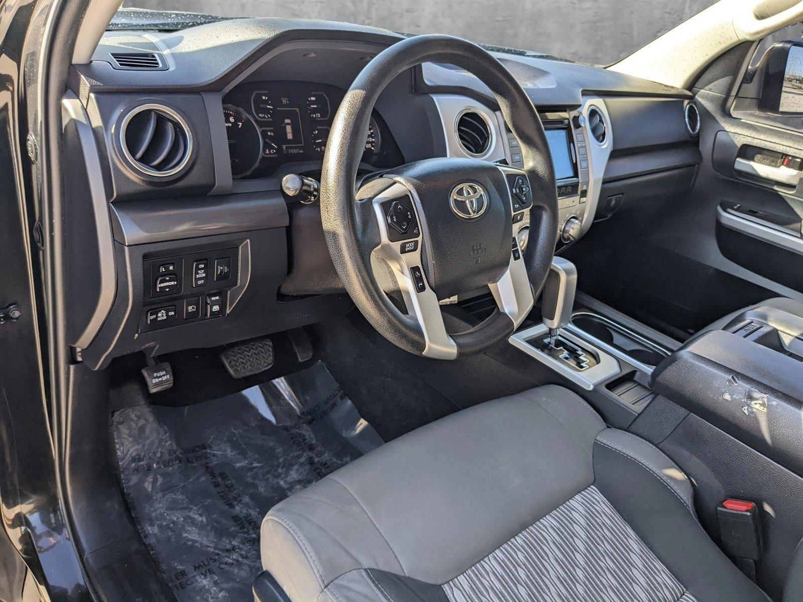 2018 Toyota Tundra 4WD Vehicle Photo in Davie, FL 33331