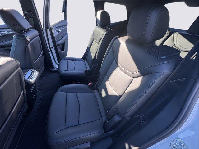 2025 Cadillac XT6 Vehicle Photo in LEOMINSTER, MA 01453-2952