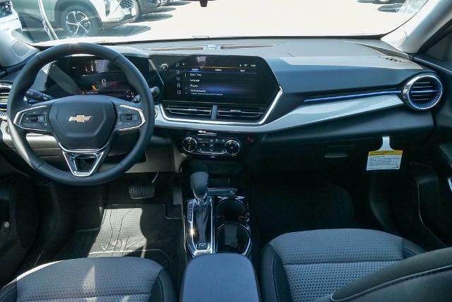 2025 Chevrolet Trax Vehicle Photo in VENTURA, CA 93003-8585