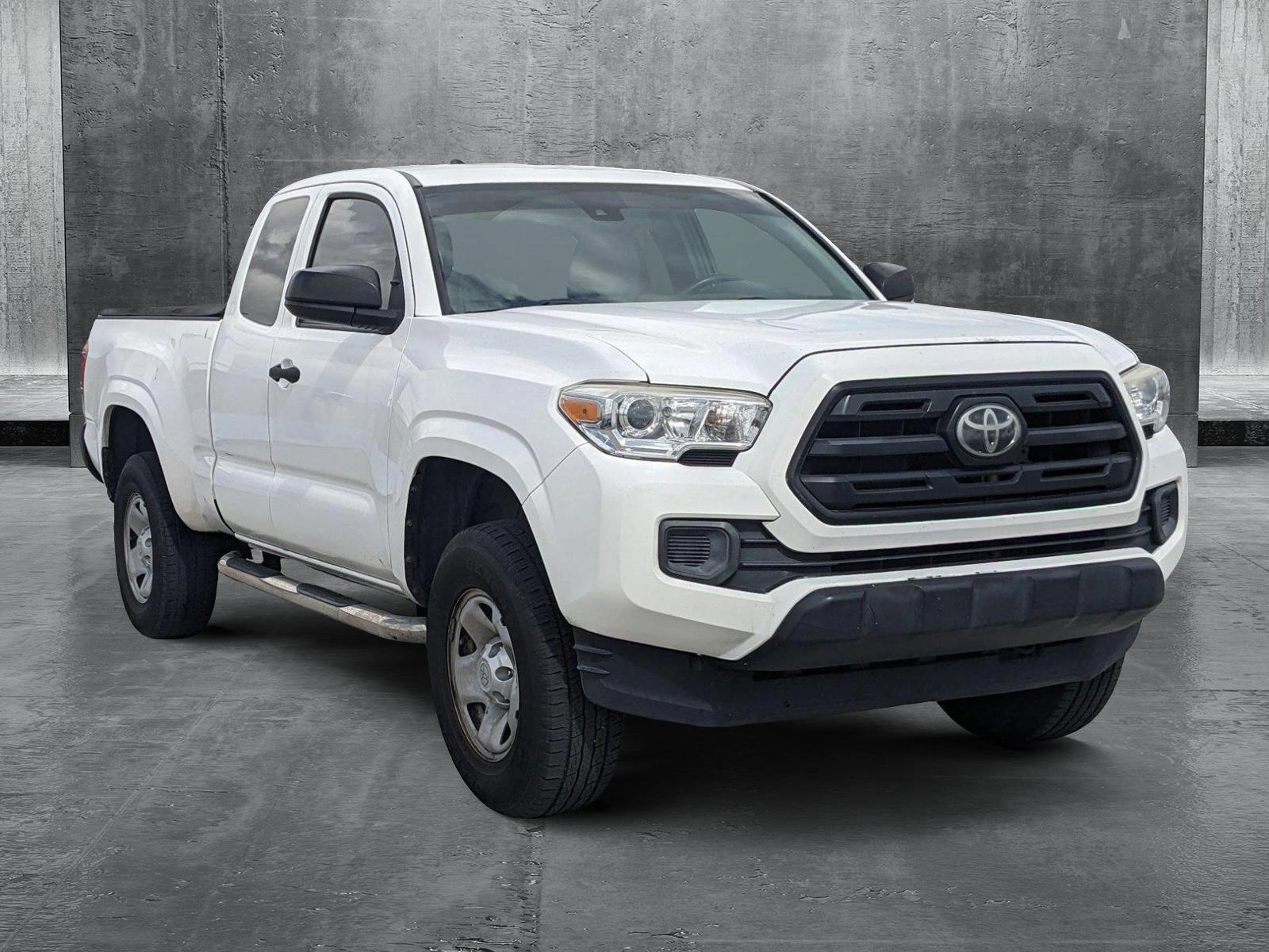 2019 Toyota Tacoma 2WD Vehicle Photo in MIAMI, FL 33172-3015