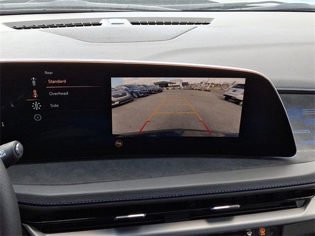 2025 Cadillac XT4 Vehicle Photo in ALLENTOWN, PA 18103-7399
