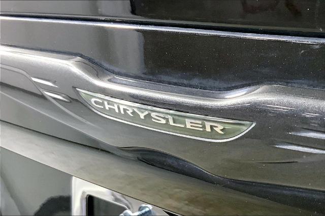 2019 Chrysler Pacifica Vehicle Photo in Lees Summit, MO 64086