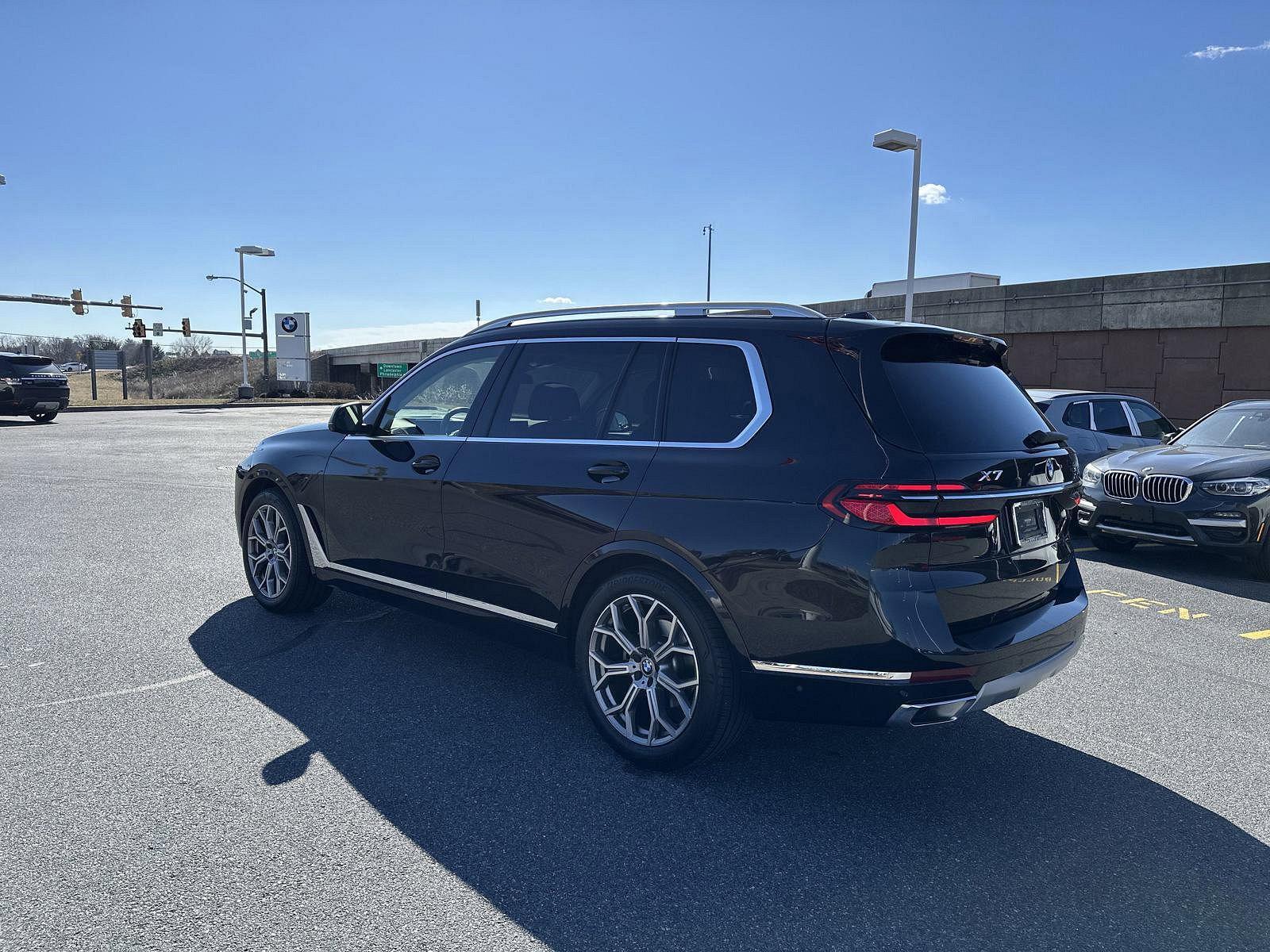 2023 BMW X7 xDrive40i Vehicle Photo in Lancaster, PA 17601