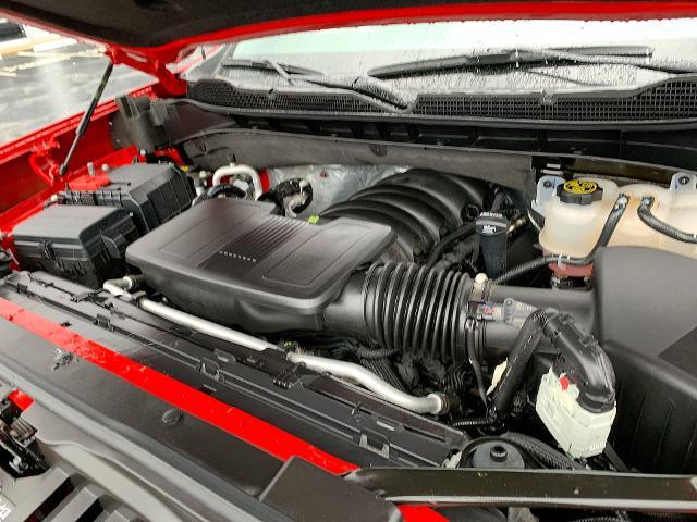 2022 Chevrolet Silverado 1500 Vehicle Photo in MOON TOWNSHIP, PA 15108-2571
