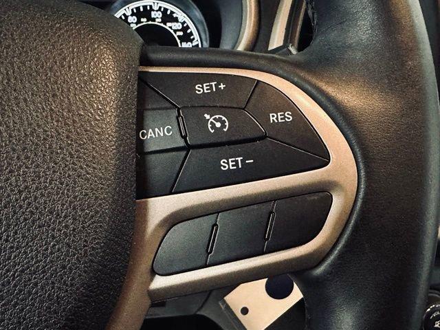 2017 Jeep Cherokee Vehicle Photo in MEDINA, OH 44256-9631
