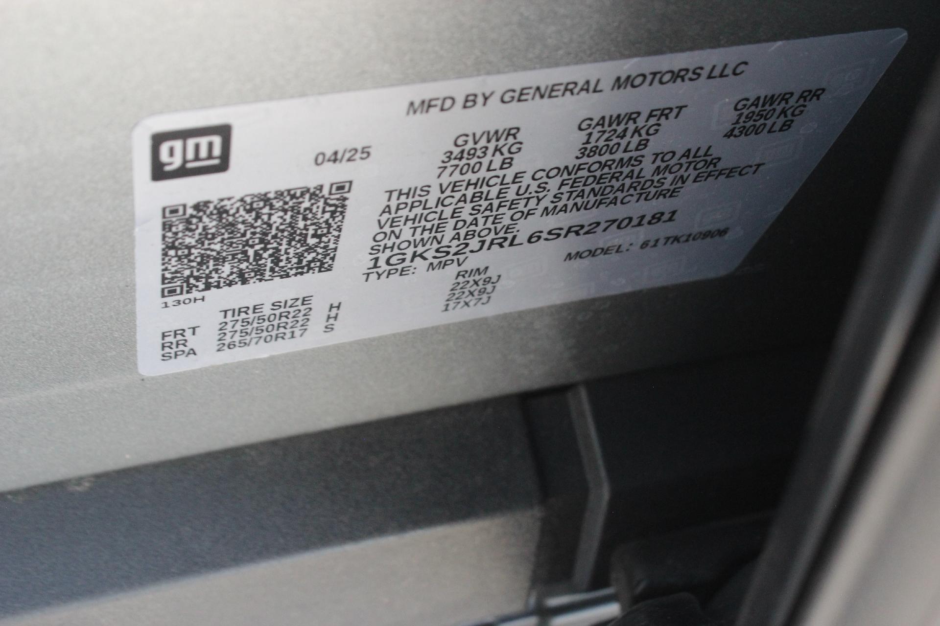 2025 GMC Yukon XL Vehicle Photo in AURORA, CO 80012-4011
